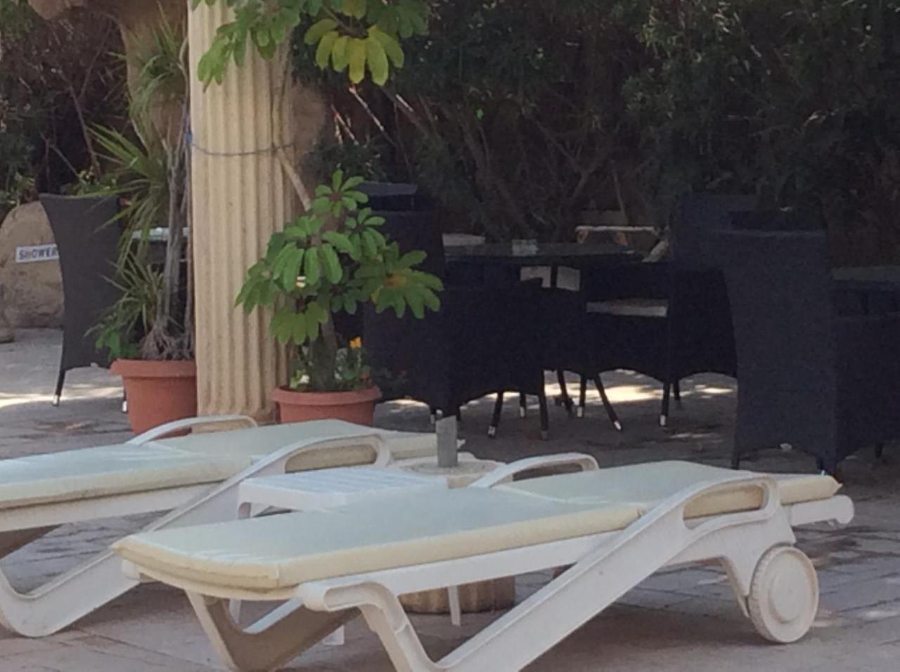 Kings Annex Aparthotel Paphos Exterior photo