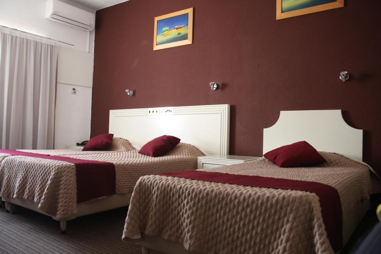 Kings Annex Aparthotel Paphos Exterior photo